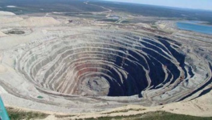 Licitaţia de la Cuprumin, programată la 15 octombrie